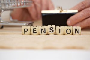 Women’s Pension Crisis Highlights Dangers to Savers | BullionBuzz