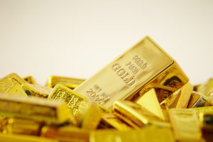 Yield Curve Scare Will Benefit Gold | BullionBuzz