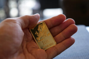 Why You Need to Buy And Hold Gold Now | BullionBuzz | Nick's Top Six