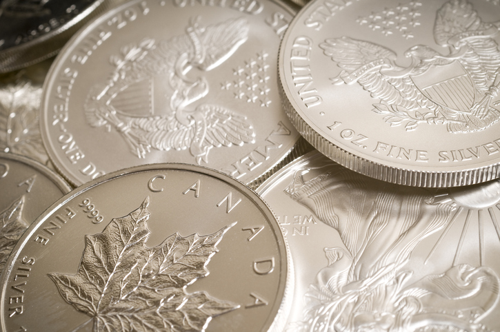 Canadian Maple Leaf And American Eagle 1oz Pure Silver Coins.